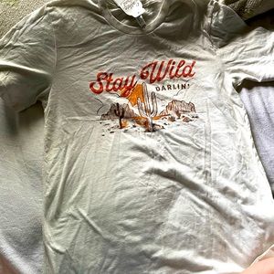 ❗️FREE SHIPPING ❗️NWT - Southern Fried Designs size Medium Womens